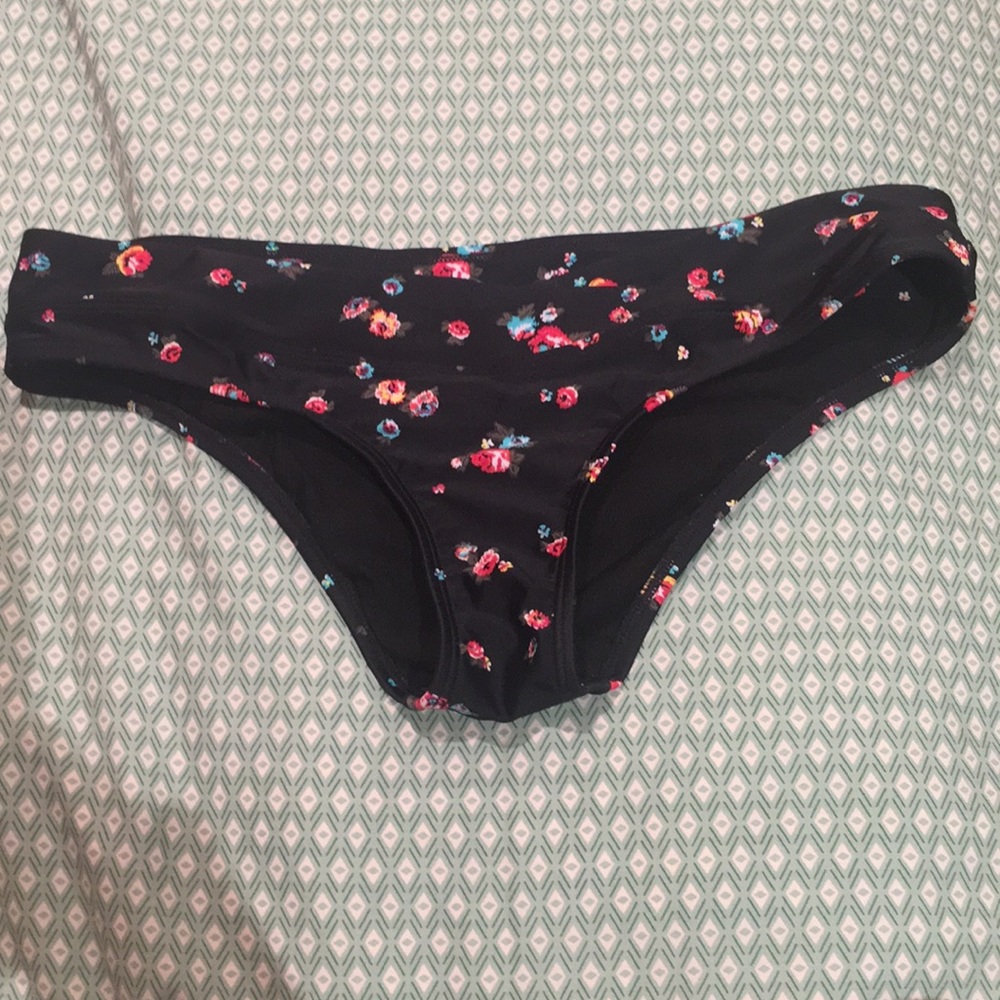 Floral swim bottoms